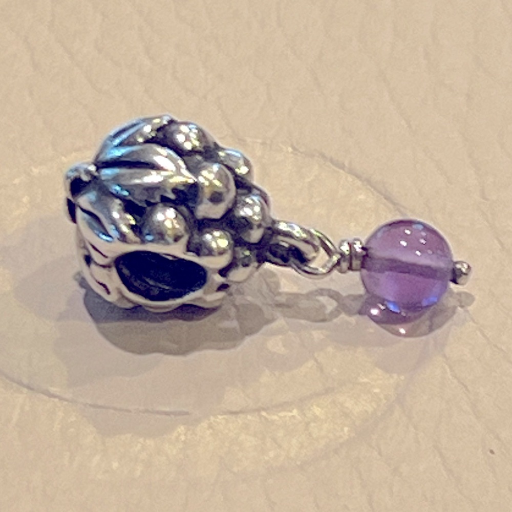 Pandora Authentic Grape Charm w/Amethyst Dangle - Picture 5 of 6